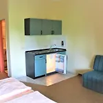 24h Check-in, Free Parking And Wifi Henstedt-Ulzburg
