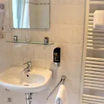 24h Check-in, Free Parking And Wifi 3* Henstedt-Ulzburg